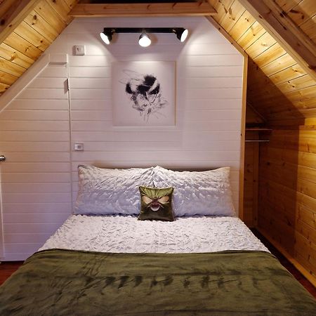 The Hive - Unique Log Cabin With Wood Burning Stove Ludchurch 외부 사진