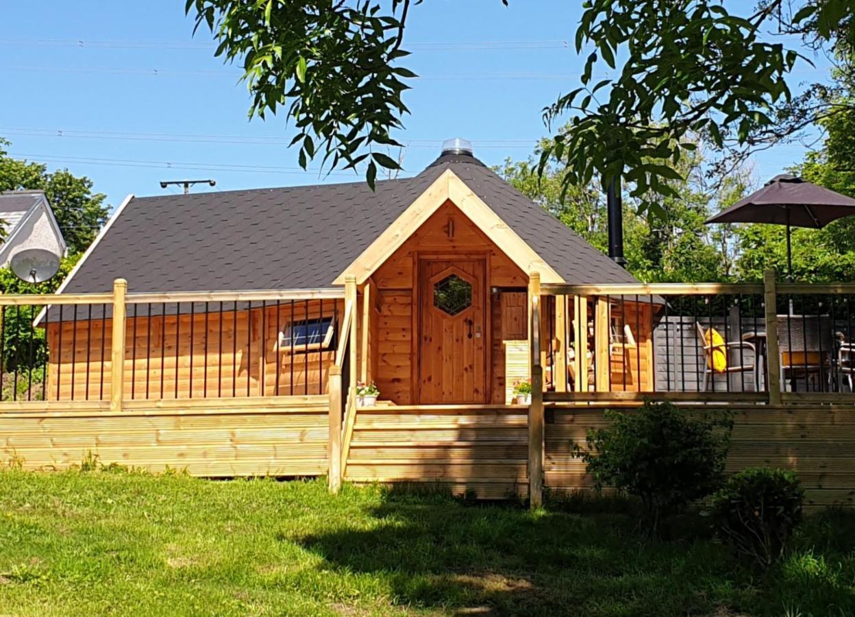 The Hive - Unique Log Cabin With Wood Burning Stove Ludchurch 외부 사진